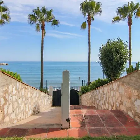 Oleholidays Del Mar Primera Linea Playa Apartment Marbella