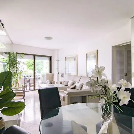 Oleholidays Del Mar Primera Linea Playa Apartment